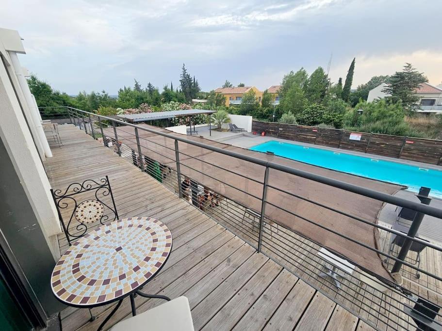 104 Douce Provence Au Calme Face A La Piscine Apartment Eguilles Luaran gambar